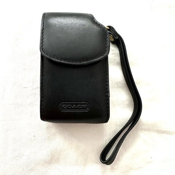 Coach 4521 Star TAC Leather Vintage Flap
Cell Phone Case Holder Wristlet - Picture 1 of 14